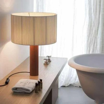 Đèn Bàn Gỗ Tối Giản Chụp Vải Vintage | LEDTOT DN 59TR