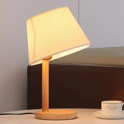 Đèn Ngủ Gỗ Để Bàn Kiểu Dáng Cổ Điển | LEDTOT DN 63QP