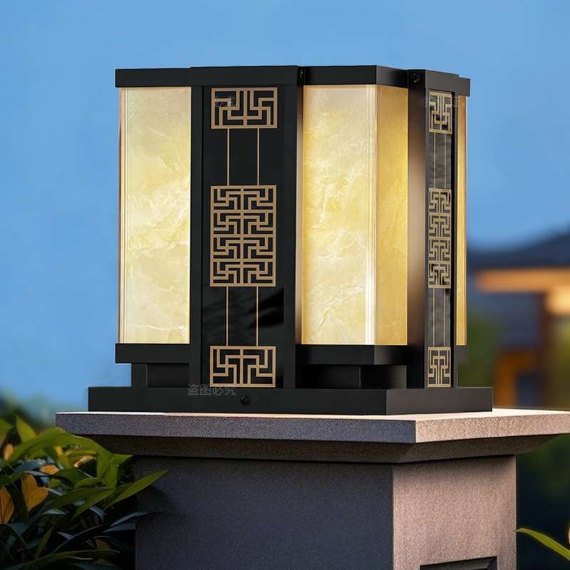 Đèn Cổng Năng Lượng Mặt Trời Hoa Văn Cổ Điển | LEDTOT DTC K5QM - Ảnh 2