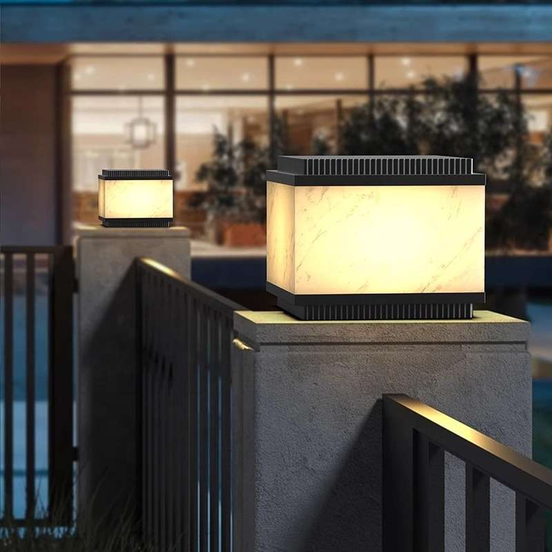 Đèn Cổng Thiết Kế Tinh Tế Năng Lượng Mặt Trời | LEDTOT DTC V7QK