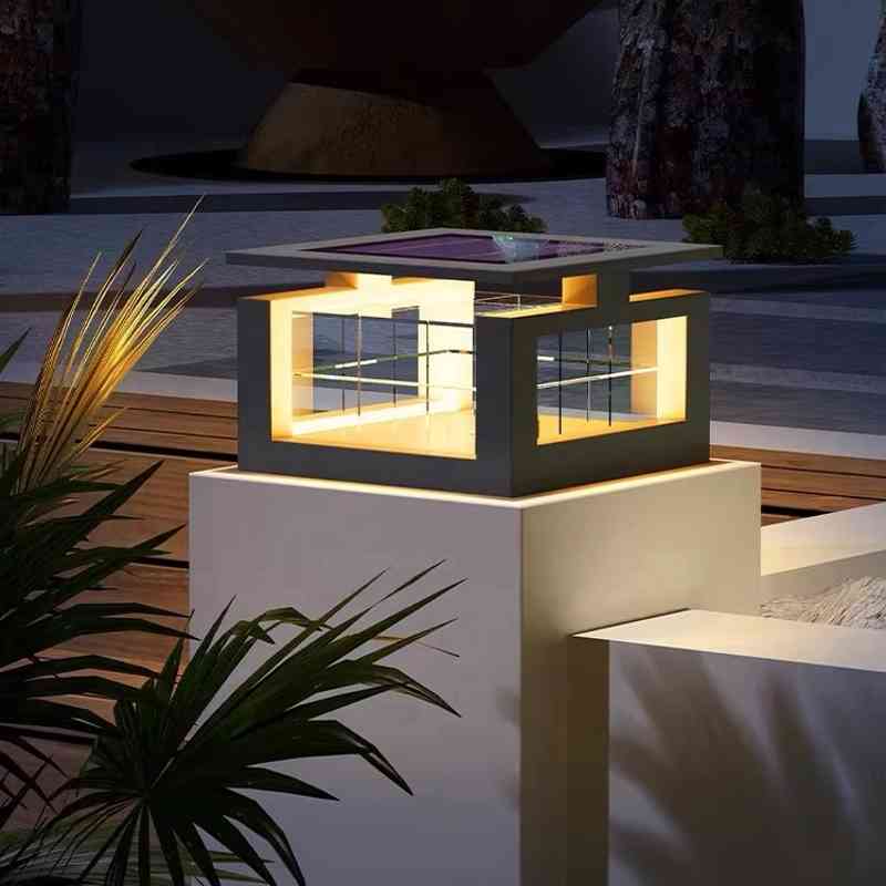 Đèn Trụ Cổng Năng Lượng Mặt Trời Kiểu Âu 12W | LEDTOT DTC Z8TP