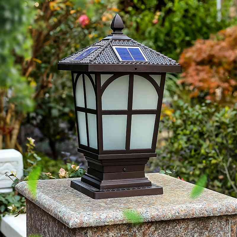 Đèn Trụ Cổng Sạc Năng Lượng Mặt Trời Cổ Điển | LEDTOT DTC 82MR - Ảnh 2