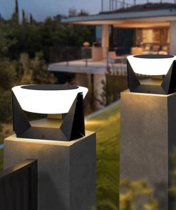 Đèn Trụ Sân Vườn Năng Lượng Mặt Trời Chống Gỉ | LEDTOT DTC 84KX